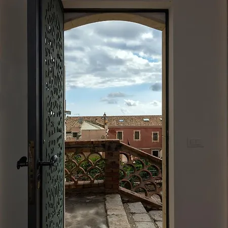 Giasone Apartment *